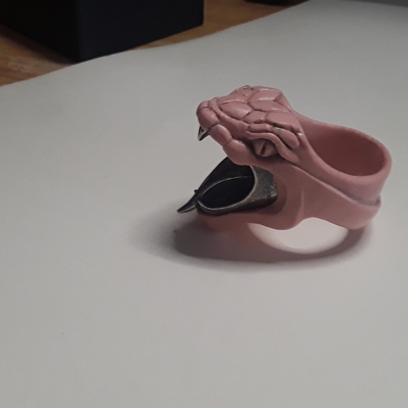 ONE OF A KIND HANDMADE SIZE MARBLE AND STERLING SILVER RING - Picture 3 of 8